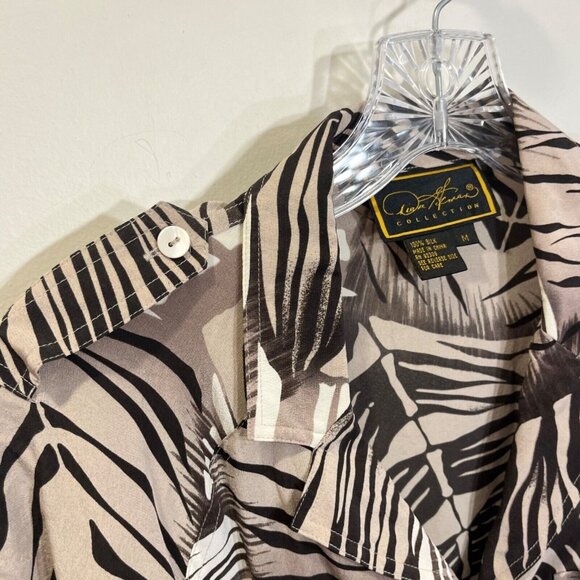 Abstract Silk Button Blouse Top Womens Medium Animal Print Tropical Safari Artsy - Picture 6 of 8